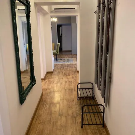 Dominic Unirii Square Lägenhet *