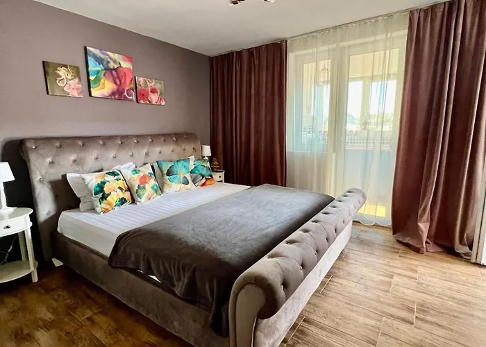 Dominic Unirii Square